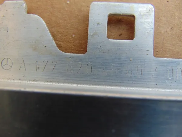 Rinforzo anteriore Mercedes-Benz OE A2466200019 image 9