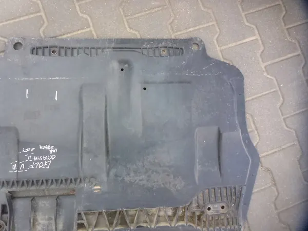 Volkswagen OE Motorplåt 5K0825901B image 9