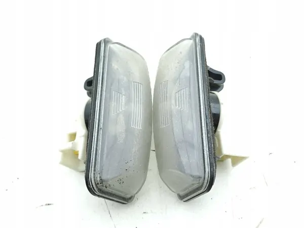 Luz de matrícula Toyota GT86 2013 OEM AMD216077 image 6