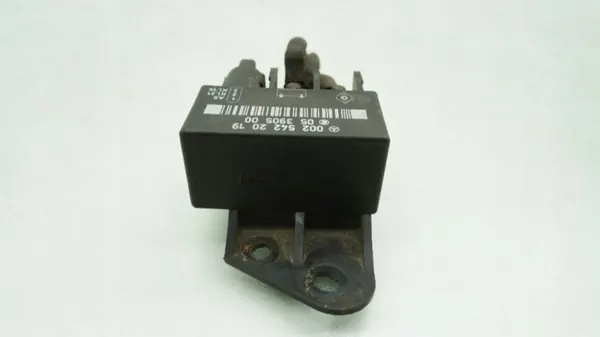 Module relais batterie Mercedes SLK R170 OEM 0025422019 image 5