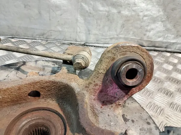 Pivot droit arrière OEM 676158009 pour BMW E87 image 10