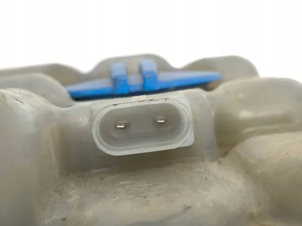 Porsche Cayenne (92A) 2011 Tanque de expansão de refrigerante OEM image 2