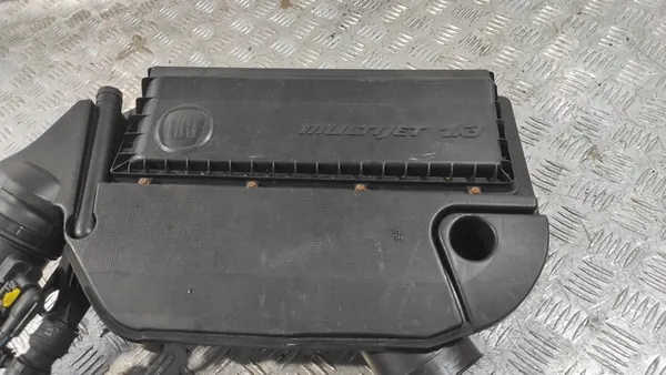 Fiat Ilmansuodattimen kotelo OE 51947321 image 2