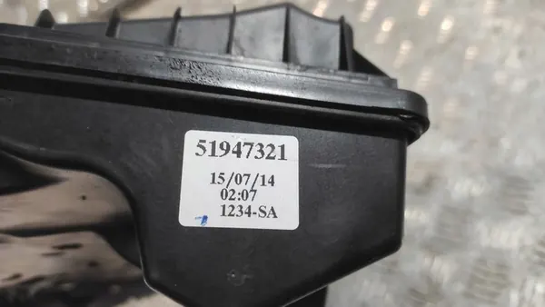 Fiat Ilmansuodattimen kotelo OE 51947321 image 6