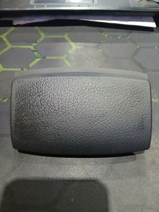 Audi A4 B6/B7 Achter Asbak OEM 8E0857961A image 2