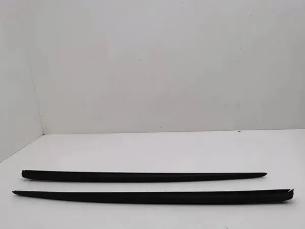 Joint de pare-brise gauche OEM 8Y0854327 Audi A3 image 2