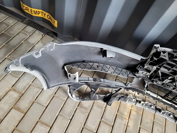 Paraurti Anteriore AUDI Q7 4L0807437H image 6