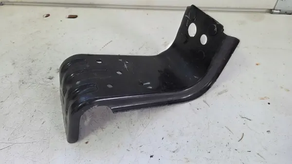 Plaque supérieure de marche Volvo OEM 82355197, côté droit image 2