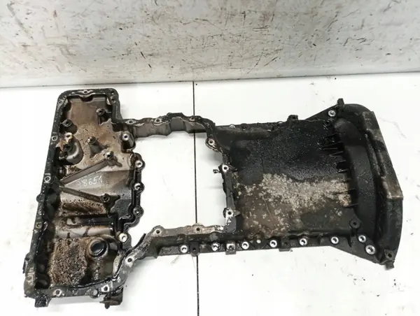 Mercedes-Benz R-Class Motorölwanne OEM 2006 3.0L image 3