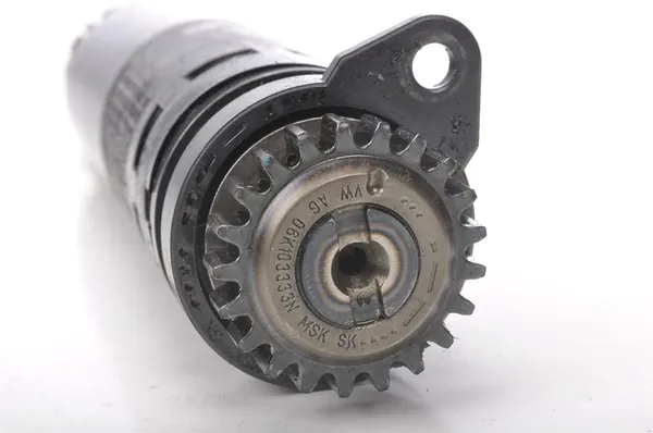 VOLKSWAGEN PASSAT B8 1.8 TSI Balansaxel 06K103199A image 4