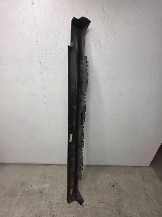 Mercedes W166 Vasen Kynnyslista OEM A1666900175 image 2