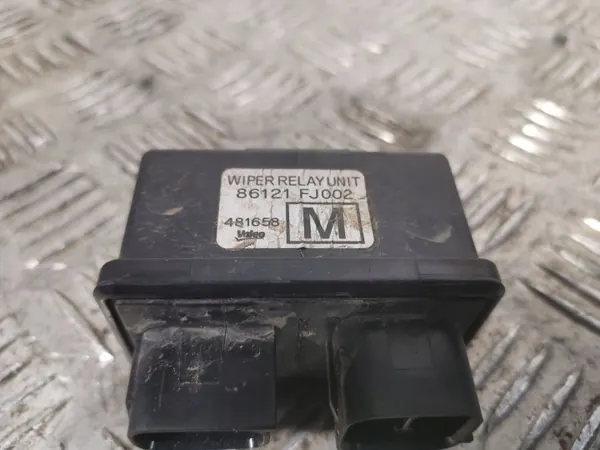 Relais d'essuie-glace Subaru Forester OEM FBZ14977 image 4