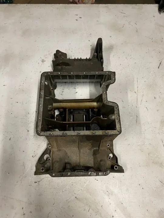 Carter d'huile 4.4L OEM 50855 pour BMW X5 E53 image 2