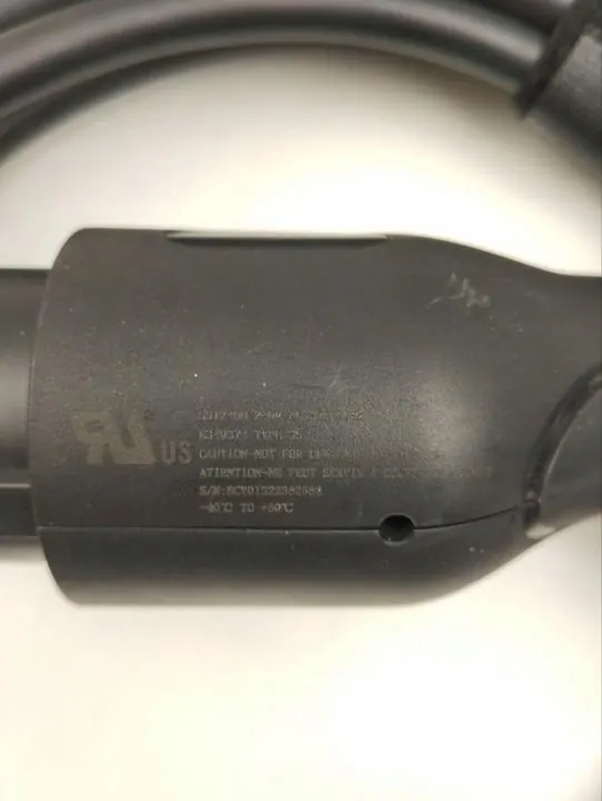 Câble de charge Mercedes-Benz EQE SUV OEM 275514 image 8