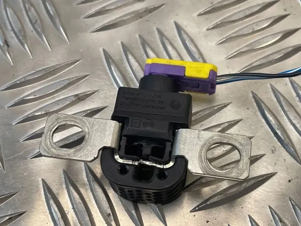 Batteripyroteknisk säkring OEM 4G0915519 VW Touareg image 4