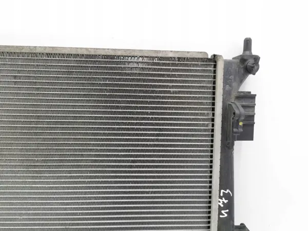 Vesijäähdytin Hyundai Veloster 2012 OEM AMD75093 image 3