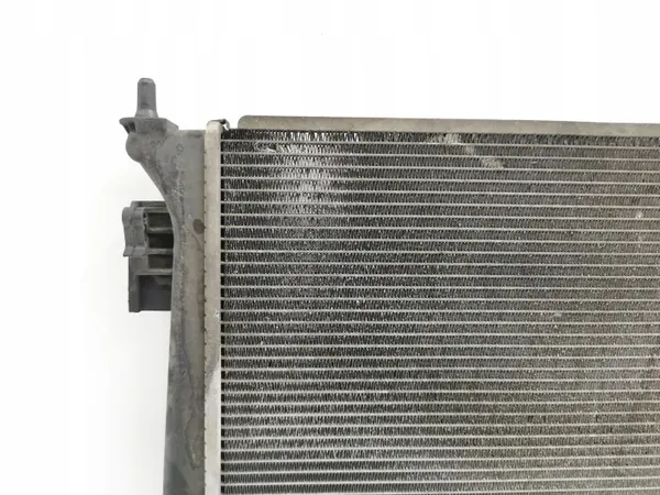 Vesijäähdytin Hyundai Veloster 2012 OEM AMD75093 image 7