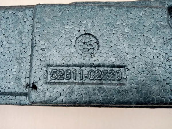 Absorvedor para-choques dianteiro Toyota OEM 52611-02520 image 4