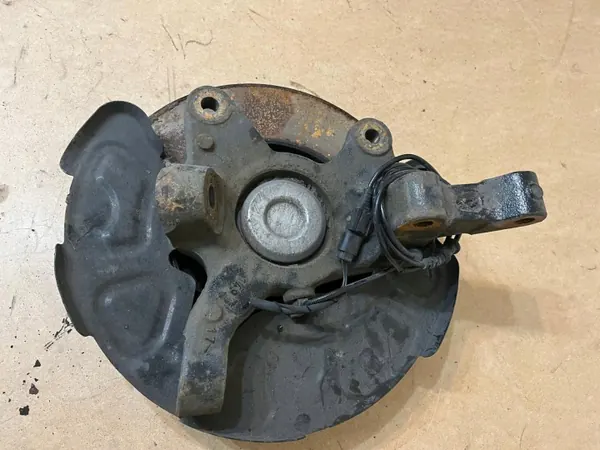 Mercedes Vito 447 vasen ohjausnivel OEM A4473300620 image 2
