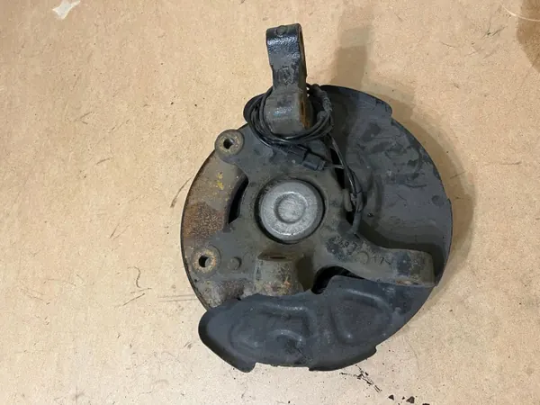 Mercedes Vito 447 vasen ohjausnivel OEM A4473300620 image 4