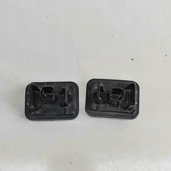 Kennzeichenleuchte Mazda CX-30 2023 OEM DFR551270E image 5