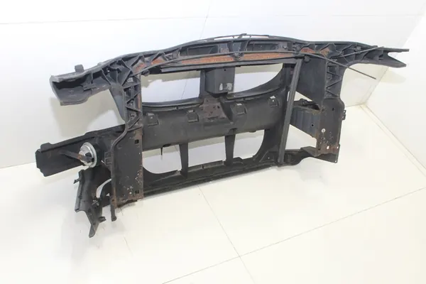 Parachoque dianteiro BMW E90 04-07R image 8