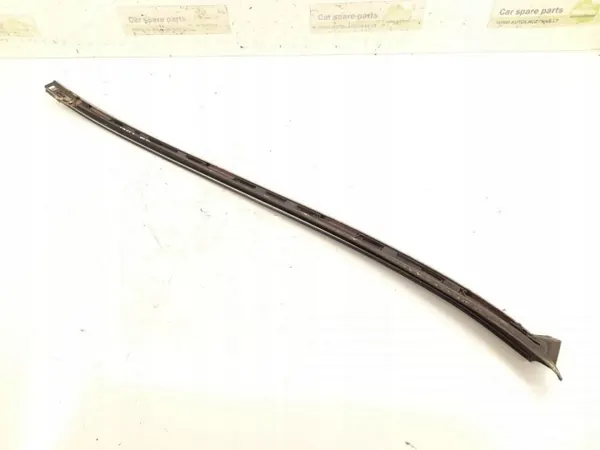 Mercedes-Benz C W204 2011 Framruta list OEM A2046902062 image 6