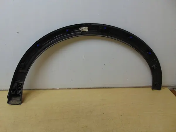 Audi Q3 Takaluukun Oikea Muovikaide OE 83A853818A image 10