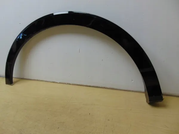 Audi Q3 Takaluukun Oikea Muovikaide OE 83A853818A image 6