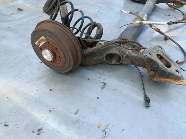 Fiat Punto Grande Evo takajousipalkki OEM image 7
