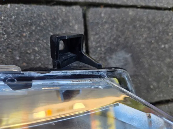 Luz LED DRL derecha Renault Clio IV OEM 266007864R image 7