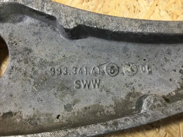 Braço de controle dianteiro direito Porsche 911 993 99334141500 image 2