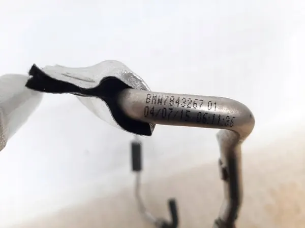 Gebrauchte Ölleitung OEM 7844268 für BMW M5 F10 image 3