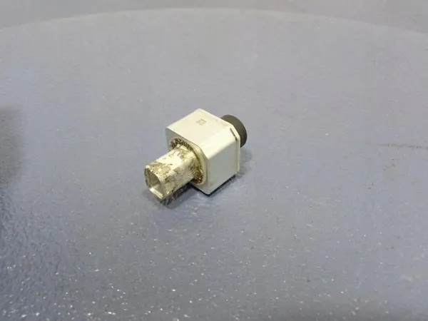 BMW IX2 U10 Peräkamera OEM 5A7EF16 - Käytetty image 5
