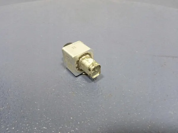 BMW IX2 U10 Peräkamera OEM 5A7EF16 - Käytetty image 6