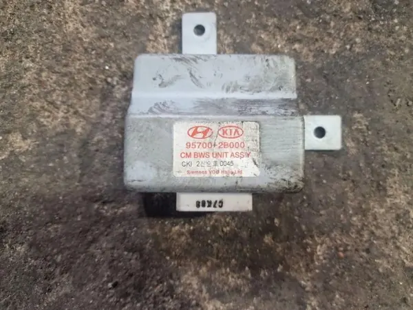 Módulo confort OEM 957002B000 para Hyundai Santa Fe II image 3