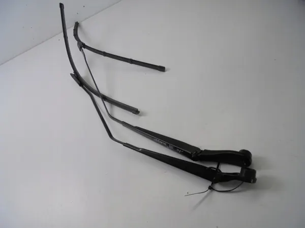 Etupyyhkijän Varsien Sarja OEM 288810003R 288860003R image 3