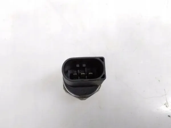 Bränsletrycksensor OEM 0281006453 för BMW 3.0d image 4