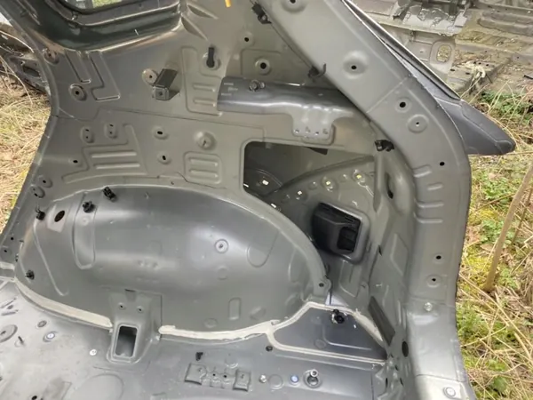 Hyundai Tucson 2021 achter rechter zijpaneel OEM 250255 image 3
