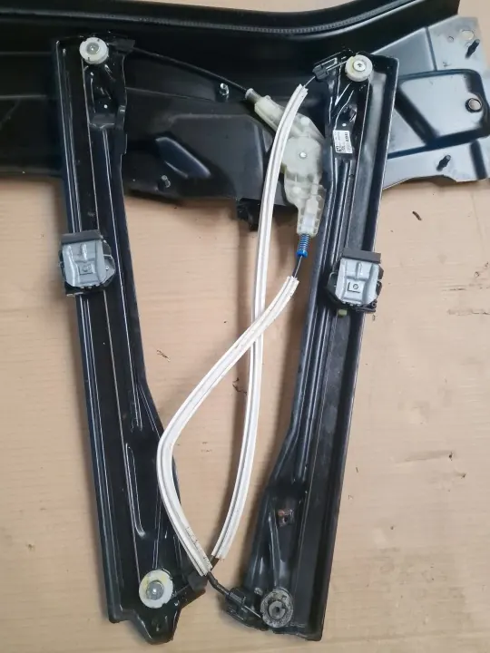 OEM 5802487660 Oikea Ikkunanostin Iveco S-WAY image 4