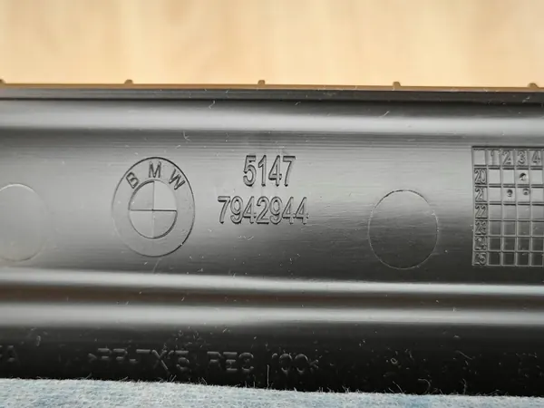 Bolsa maletero OEM 7942944 BMW G26 derecha trasera image 4