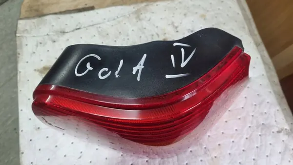 Höger Bakljus VW Golf IV HB image 4