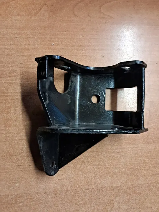 Suporte da bomba de direção Mercedes W108 W111 image 1