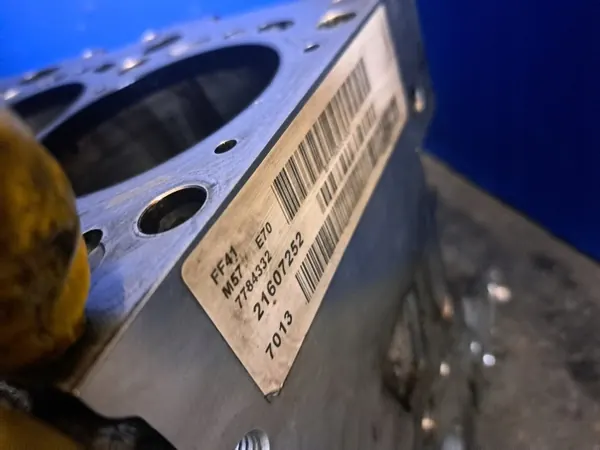 BMW Motorblock OEM 7792821 306D3 M57N2 3.0L image 4