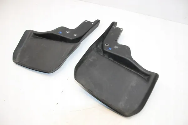 OEM 82210232 Salpicaderos traseros Jeep Wrangler JK image 5