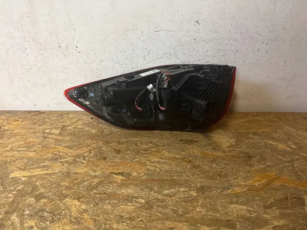 LUZ TRASERA HYUNDAI TUCSON III image 2