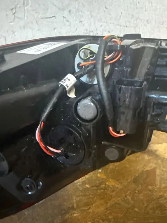 LUZ TRASERA HYUNDAI TUCSON III image 3