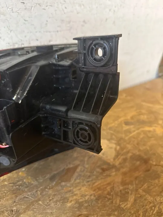 LUZ TRASERA HYUNDAI TUCSON III image 4