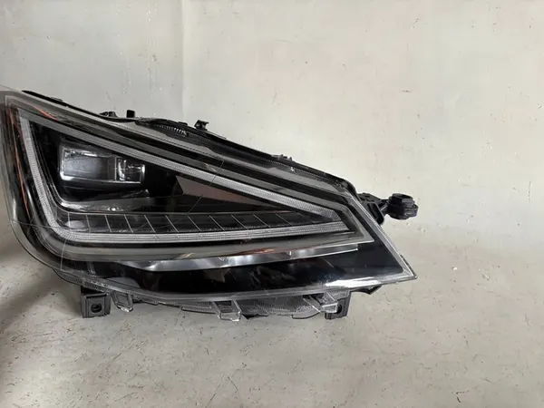 Lanterna LED direita Seat Ibiza V 6F1941774 image 2