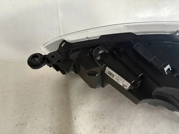 Lanterna LED direita Seat Ibiza V 6F1941774 image 9